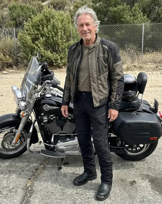 RoadVault rider